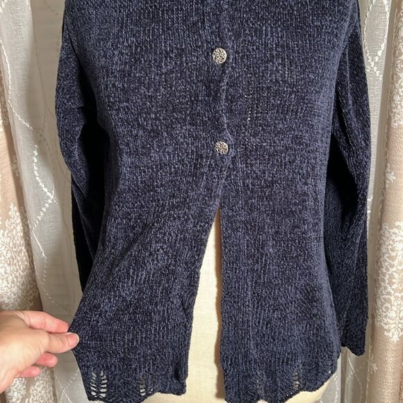 The Eagle's Eye Cardigan | Size M (10–12) | 100% Acrylic - Picture 2 of 7
